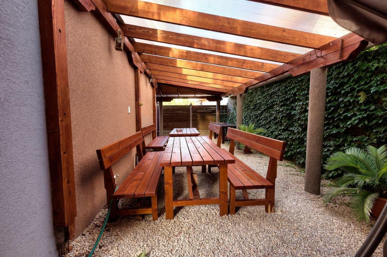 Apartmánový dom RED Podhájska Exterior foto