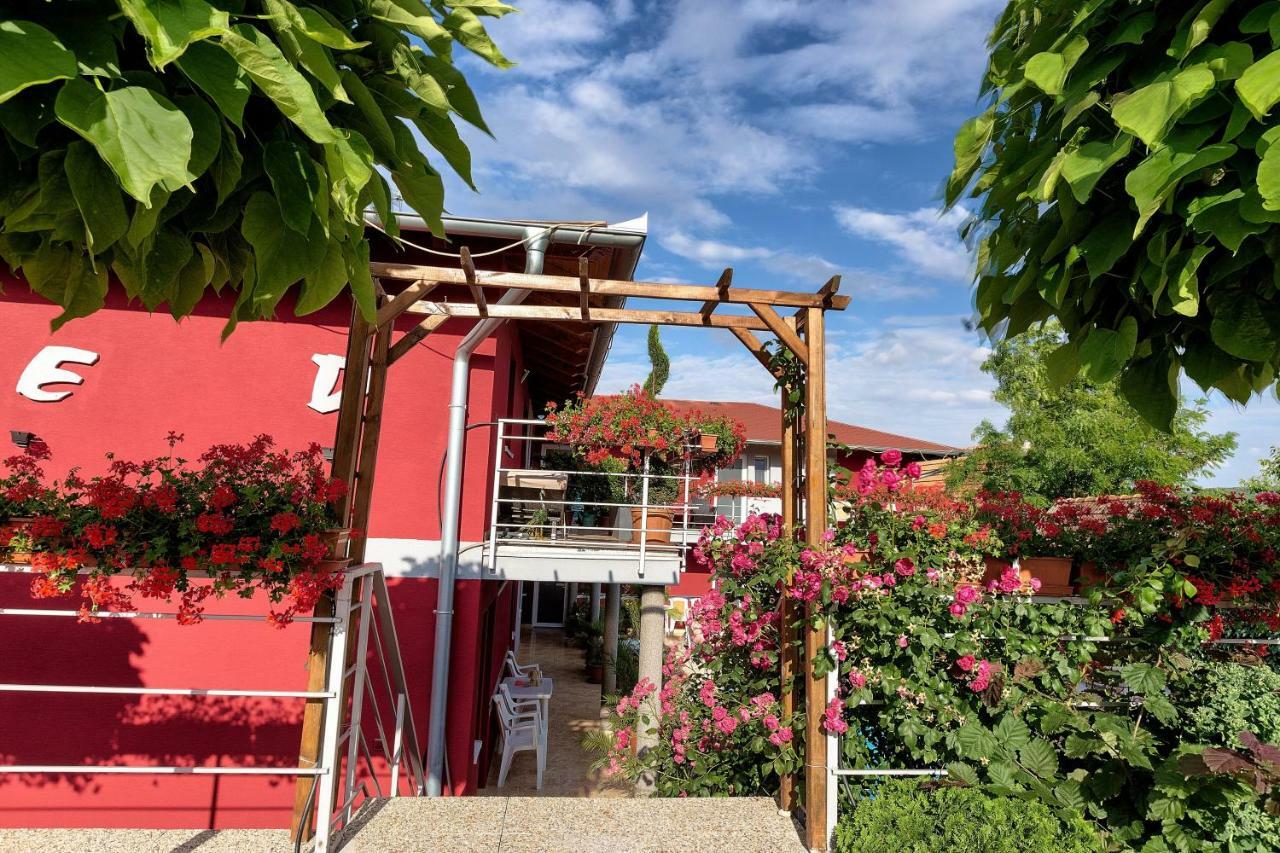 Apartmánový dom RED Podhájska Exterior foto