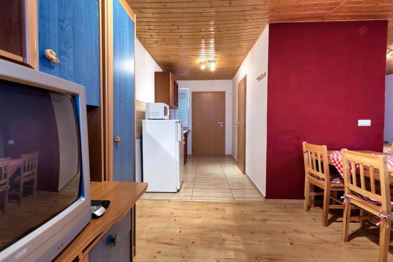 Apartmánový dom RED Podhájska Exterior foto