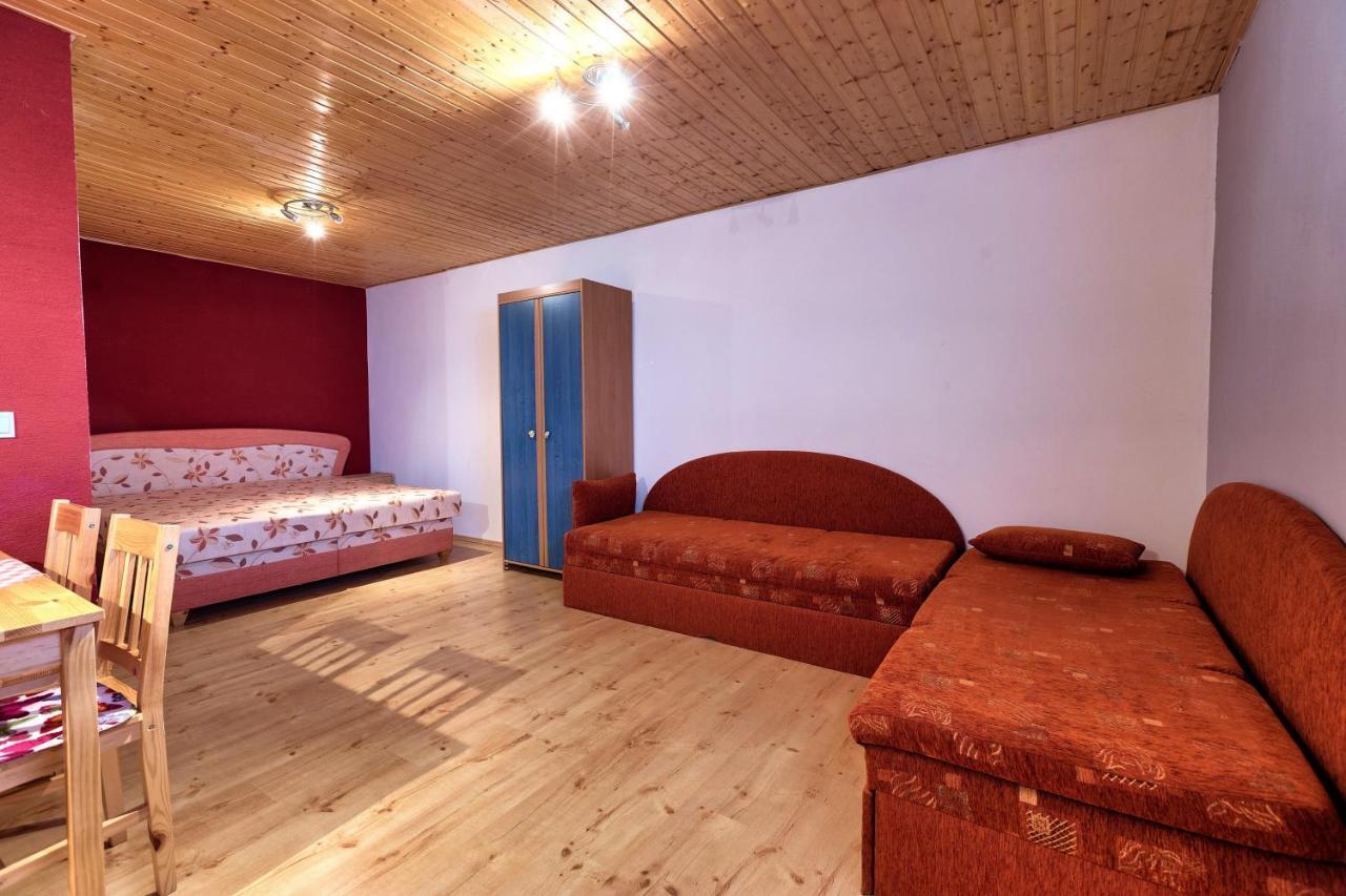Apartmánový dom RED Podhájska Exterior foto