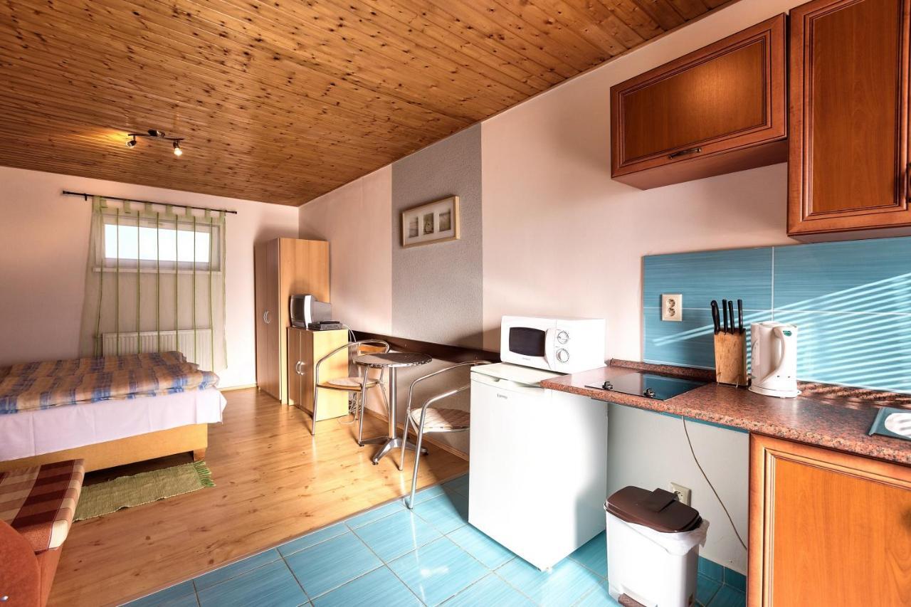 Apartmánový dom RED Podhájska Exterior foto